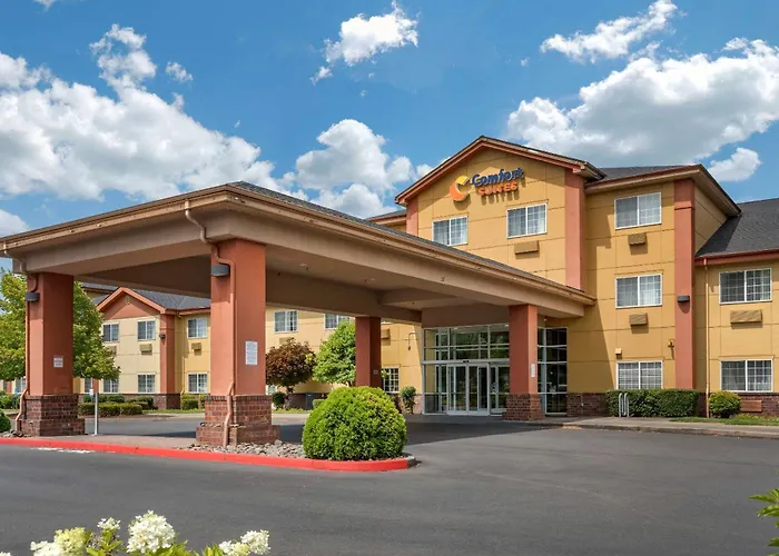 Comfort Suites Salem