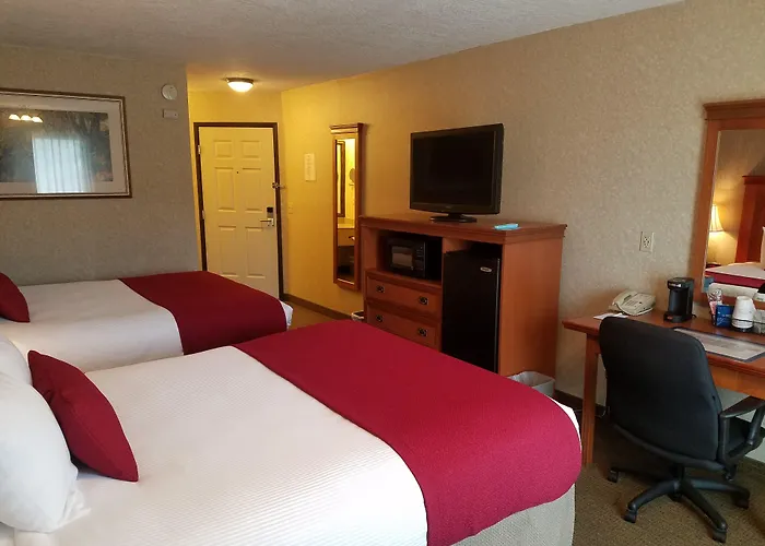 Best Western Plus Rivershore Hotel